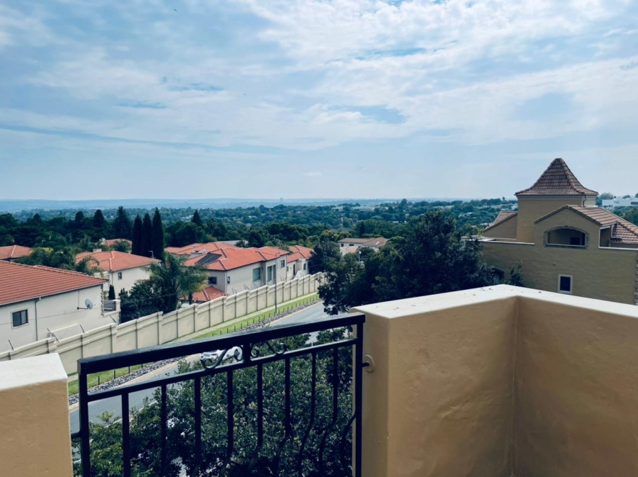 To Let 2 Bedroom Property for Rent in Morningside Gauteng