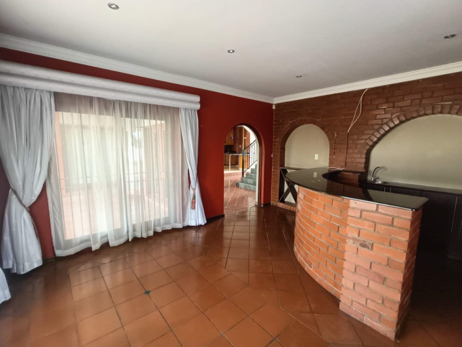 3 Bedroom Property for Sale in Highveld Gauteng