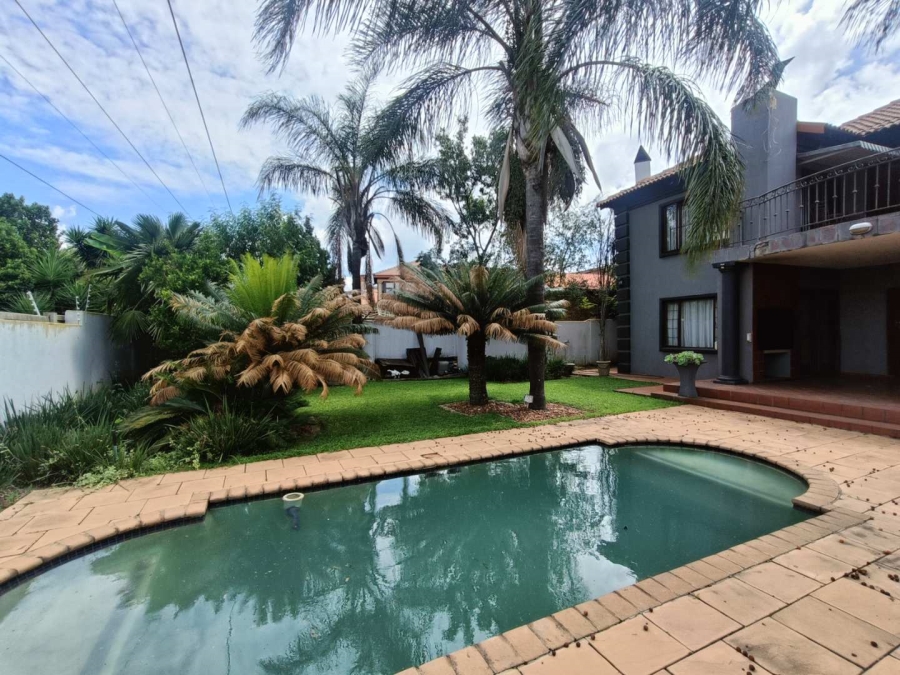 3 Bedroom Property for Sale in Highveld Gauteng