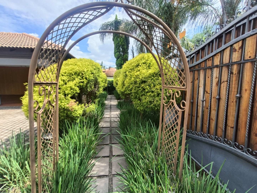 3 Bedroom Property for Sale in Highveld Gauteng