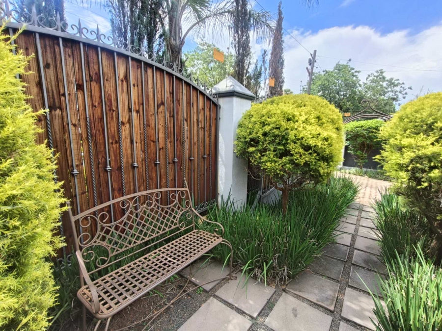 3 Bedroom Property for Sale in Highveld Gauteng