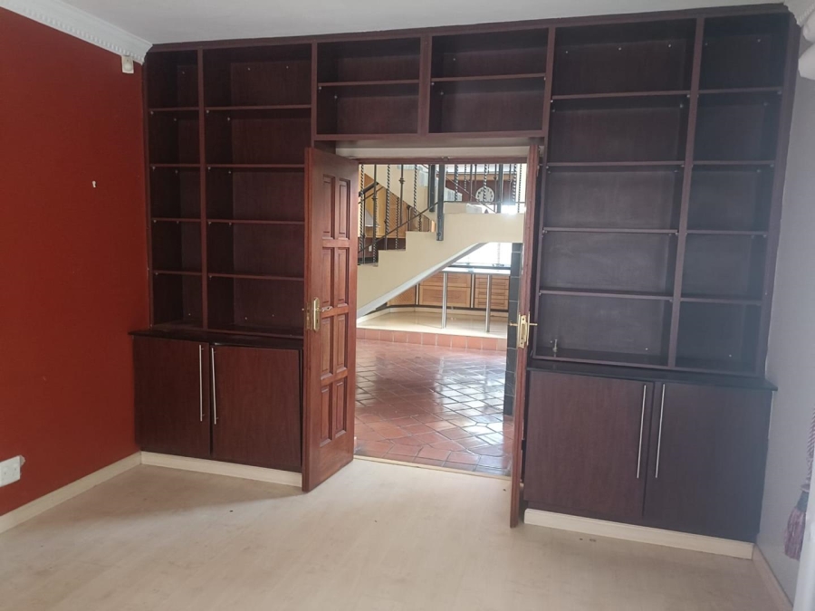 3 Bedroom Property for Sale in Highveld Gauteng