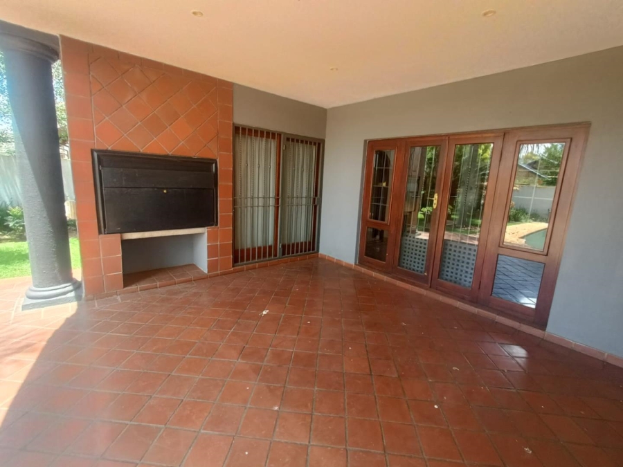 3 Bedroom Property for Sale in Highveld Gauteng