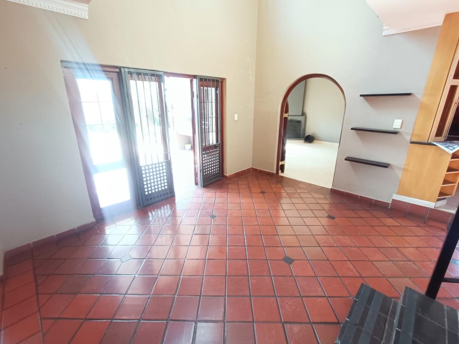 3 Bedroom Property for Sale in Highveld Gauteng