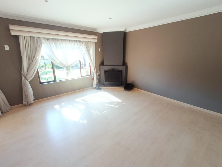 3 Bedroom Property for Sale in Highveld Gauteng