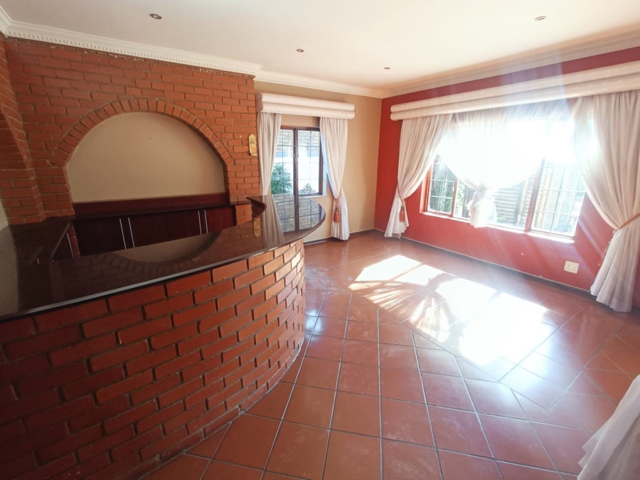 3 Bedroom Property for Sale in Highveld Gauteng