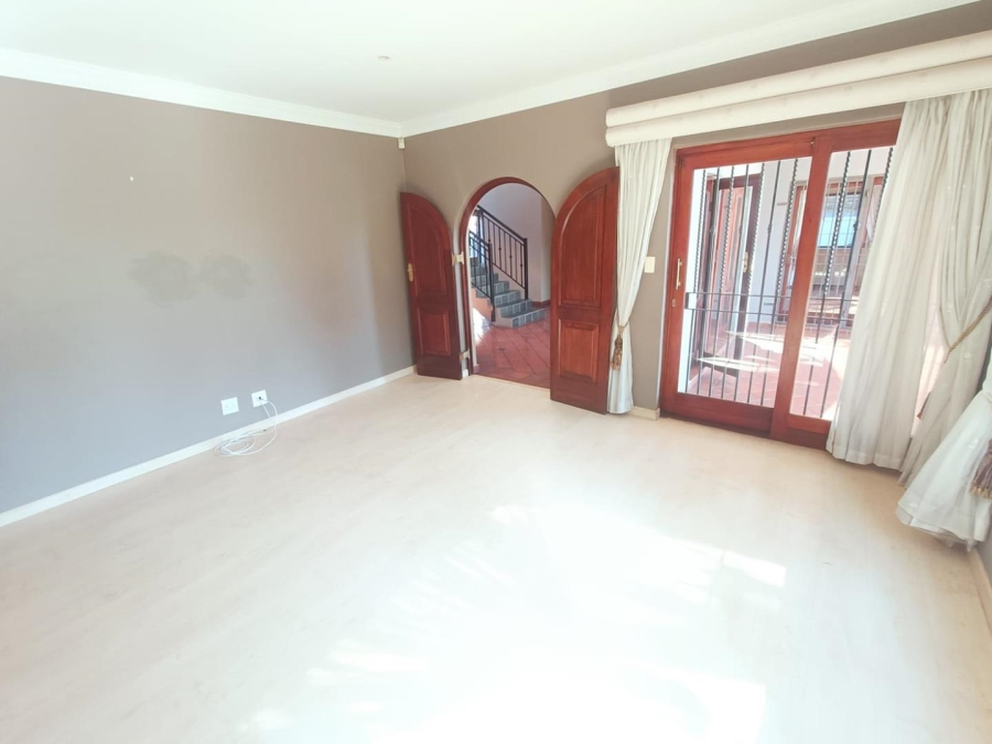 3 Bedroom Property for Sale in Highveld Gauteng