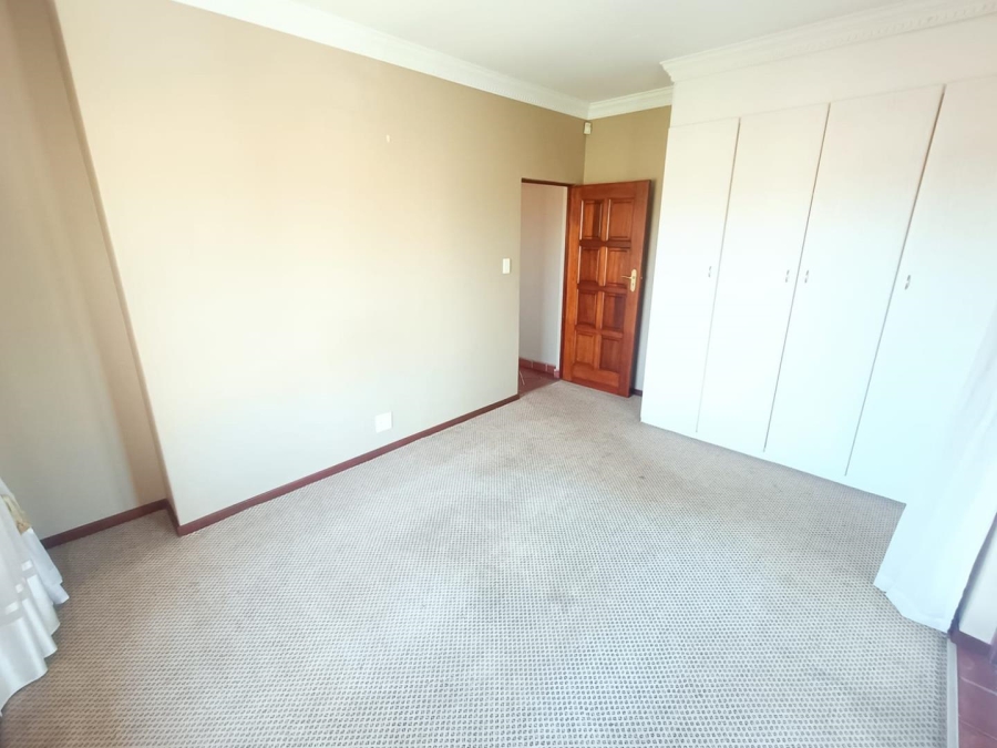 3 Bedroom Property for Sale in Highveld Gauteng