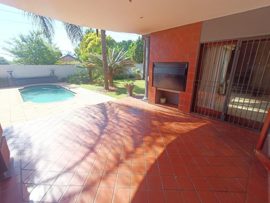 3 Bedroom Property for Sale in Highveld Gauteng