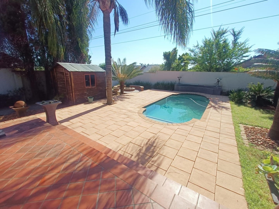 3 Bedroom Property for Sale in Highveld Gauteng