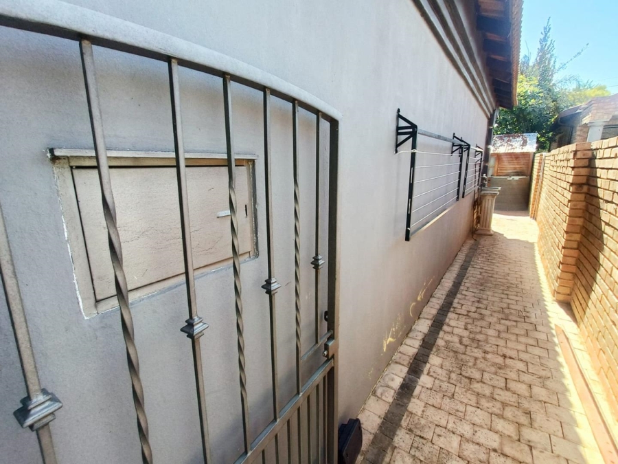 3 Bedroom Property for Sale in Highveld Gauteng