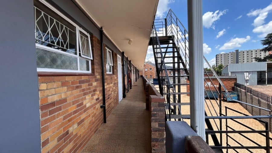 0 Bedroom Property for Sale in Rhodesfield Gauteng