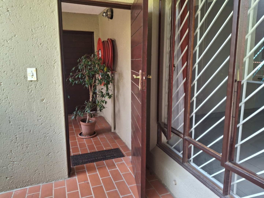 1 Bedroom Property for Sale in Morningside Gauteng