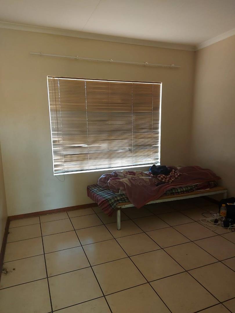 To Let 3 Bedroom Property for Rent in Kookrus Gauteng