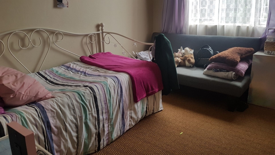 To Let 2 Bedroom Property for Rent in Hennopspark Gauteng