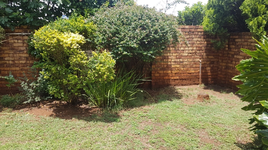 To Let 2 Bedroom Property for Rent in Hennopspark Gauteng