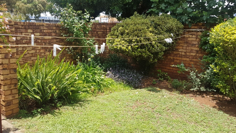 To Let 2 Bedroom Property for Rent in Hennopspark Gauteng