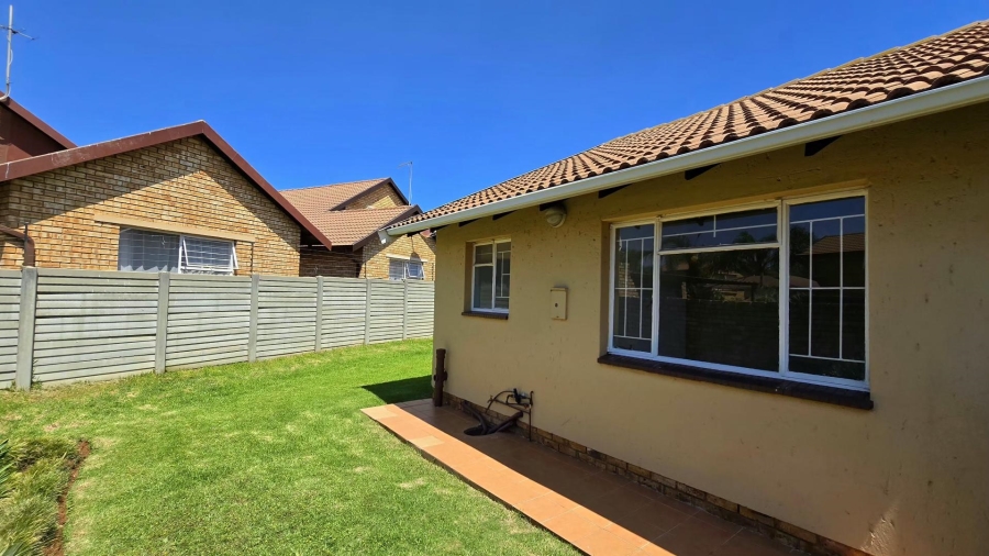 3 Bedroom Property for Sale in Pomona Gauteng