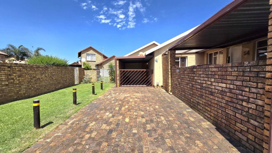 3 Bedroom Property for Sale in Pomona Gauteng