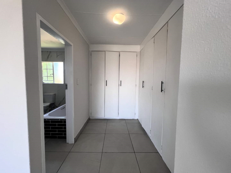 3 Bedroom Property for Sale in Sundowner Gauteng
