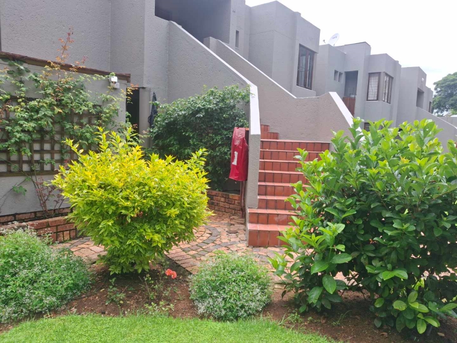 To Let 2 Bedroom Property for Rent in Morningside Gauteng