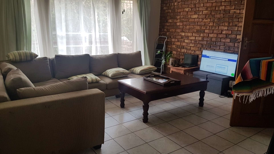 2 Bedroom Property for Sale in Hennopspark Gauteng
