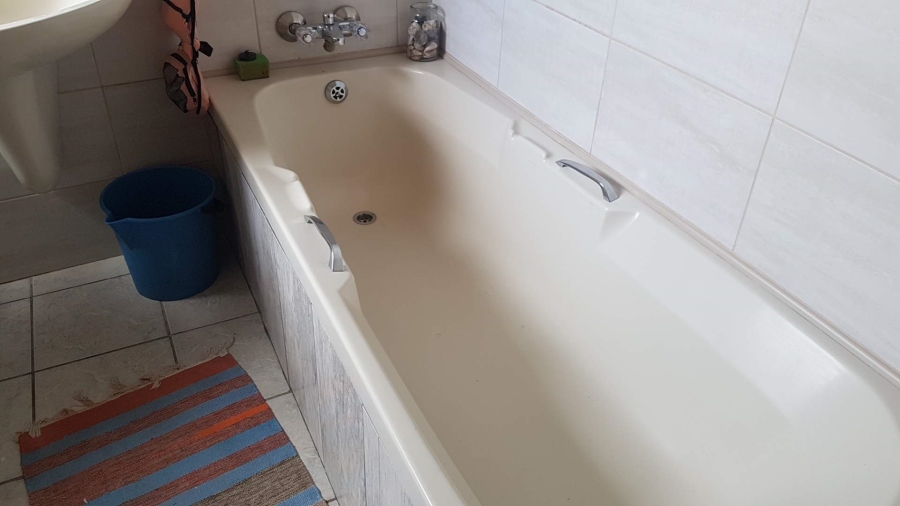 2 Bedroom Property for Sale in Hennopspark Gauteng