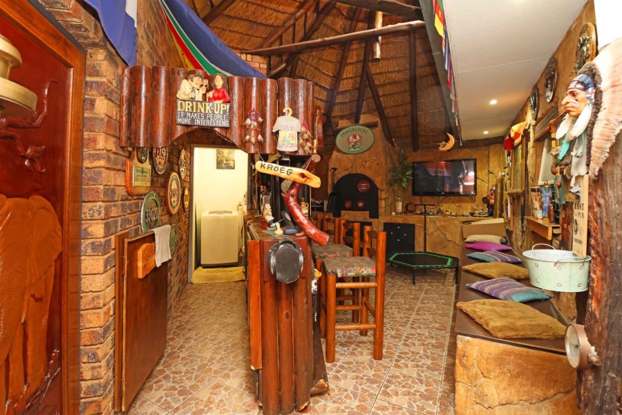 2 Bedroom Property for Sale in Helikonpark Gauteng