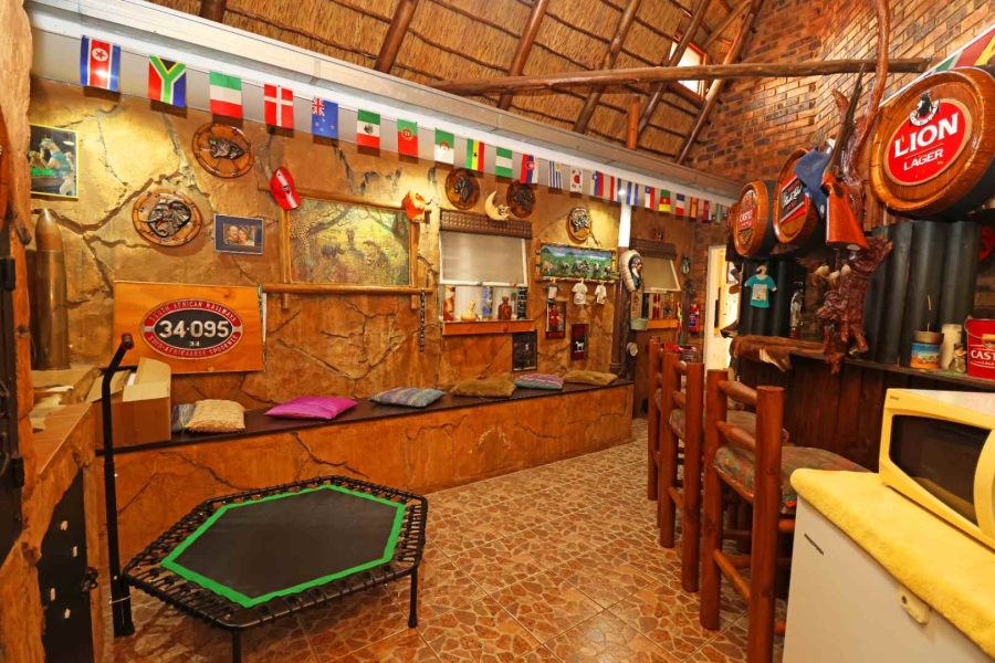 2 Bedroom Property for Sale in Helikonpark Gauteng