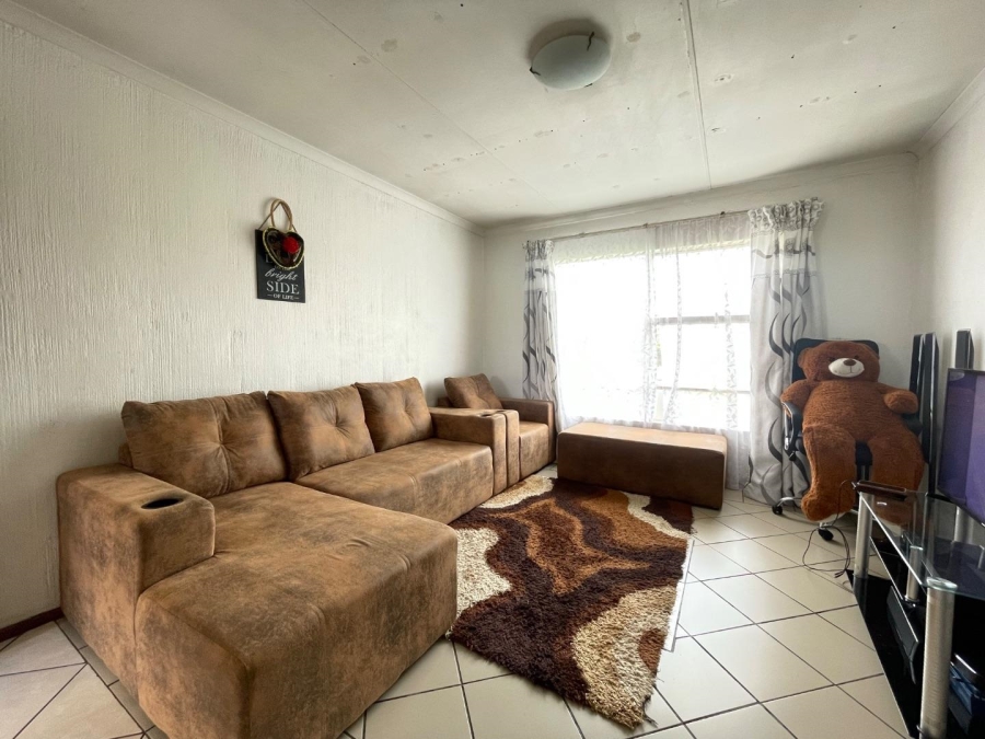 2 Bedroom Property for Sale in Norkem Park Gauteng