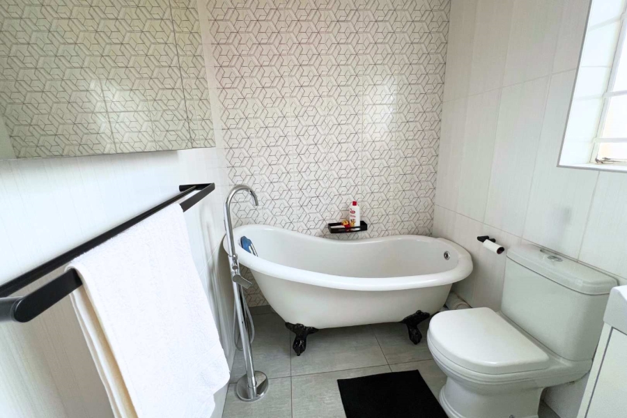 3 Bedroom Property for Sale in Annlin Gauteng