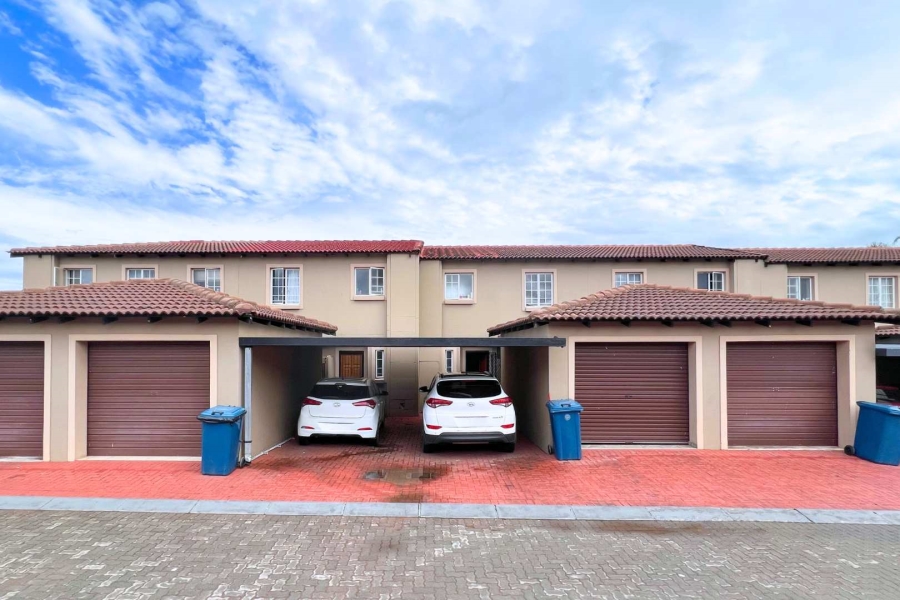 3 Bedroom Property for Sale in Annlin Gauteng