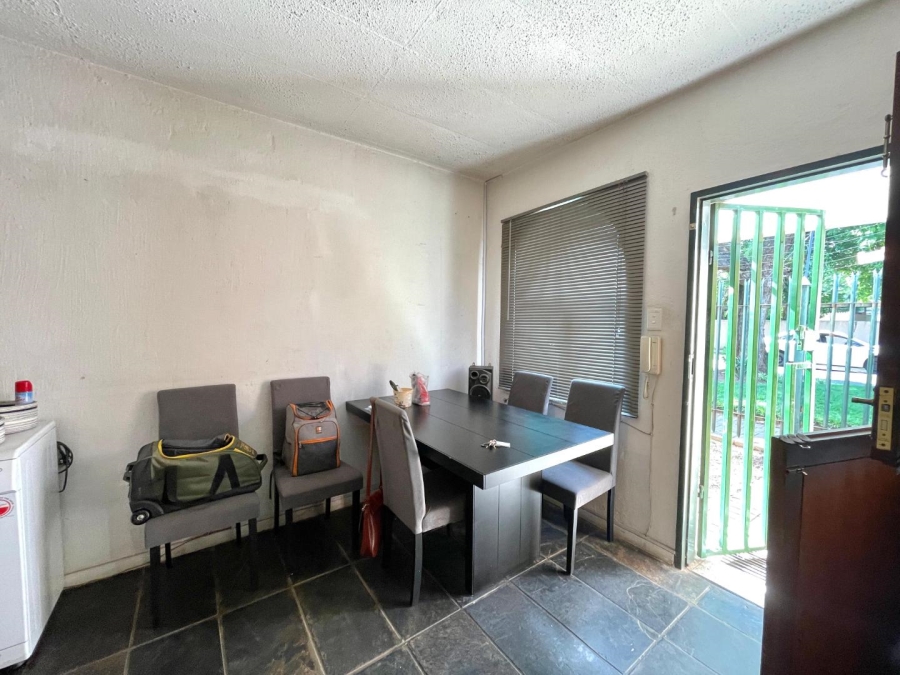 2 Bedroom Property for Sale in Rietfontein Gauteng