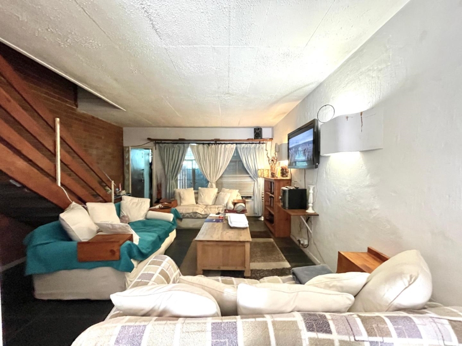 2 Bedroom Property for Sale in Rietfontein Gauteng