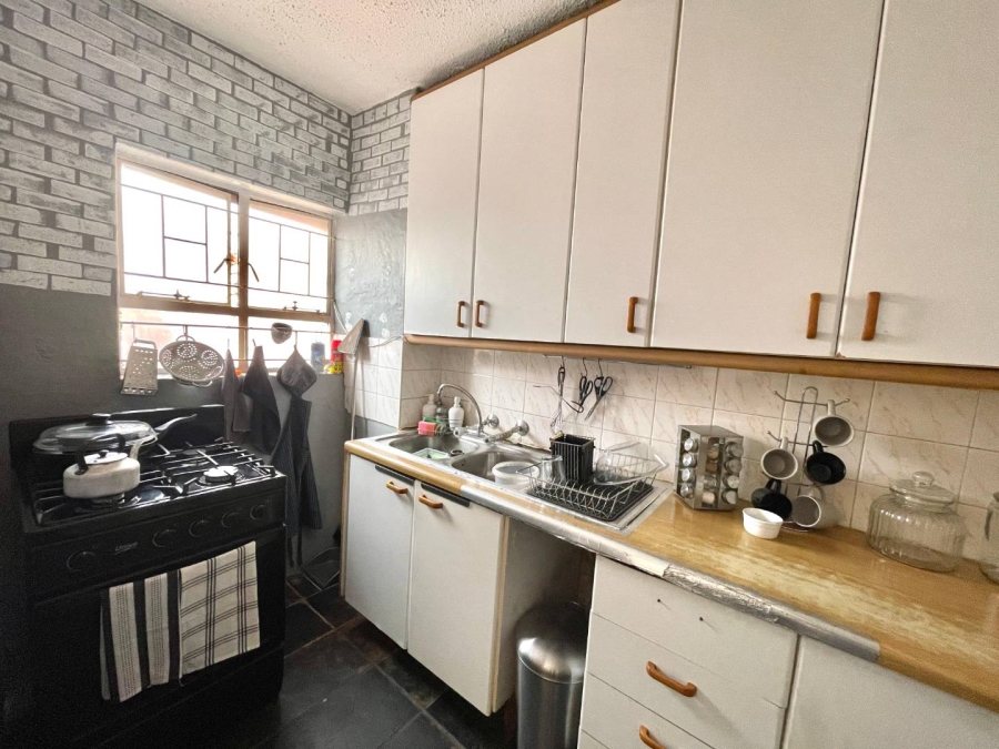 2 Bedroom Property for Sale in Rietfontein Gauteng