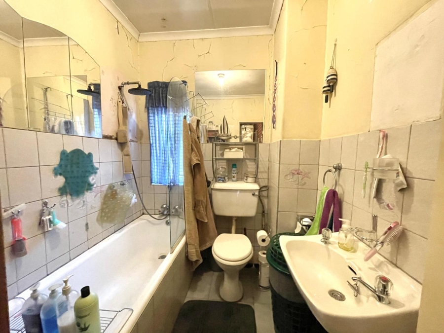 2 Bedroom Property for Sale in Rietfontein Gauteng