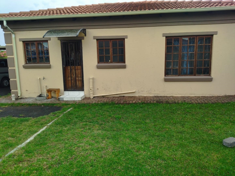 To Let 3 Bedroom Property for Rent in Sonneveld Gauteng