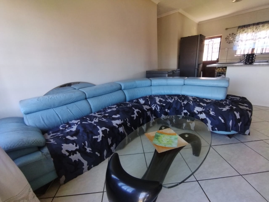 To Let 3 Bedroom Property for Rent in Sonneveld Gauteng