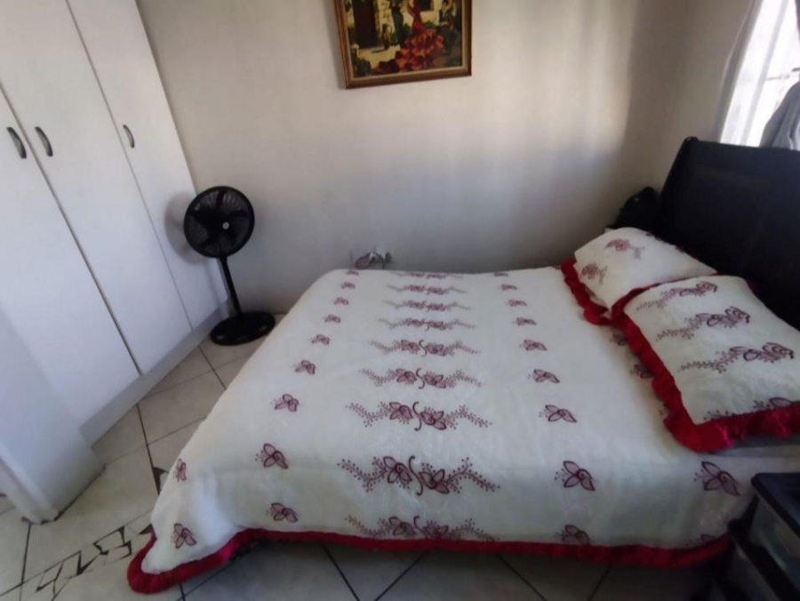 To Let 3 Bedroom Property for Rent in Sonneveld Gauteng