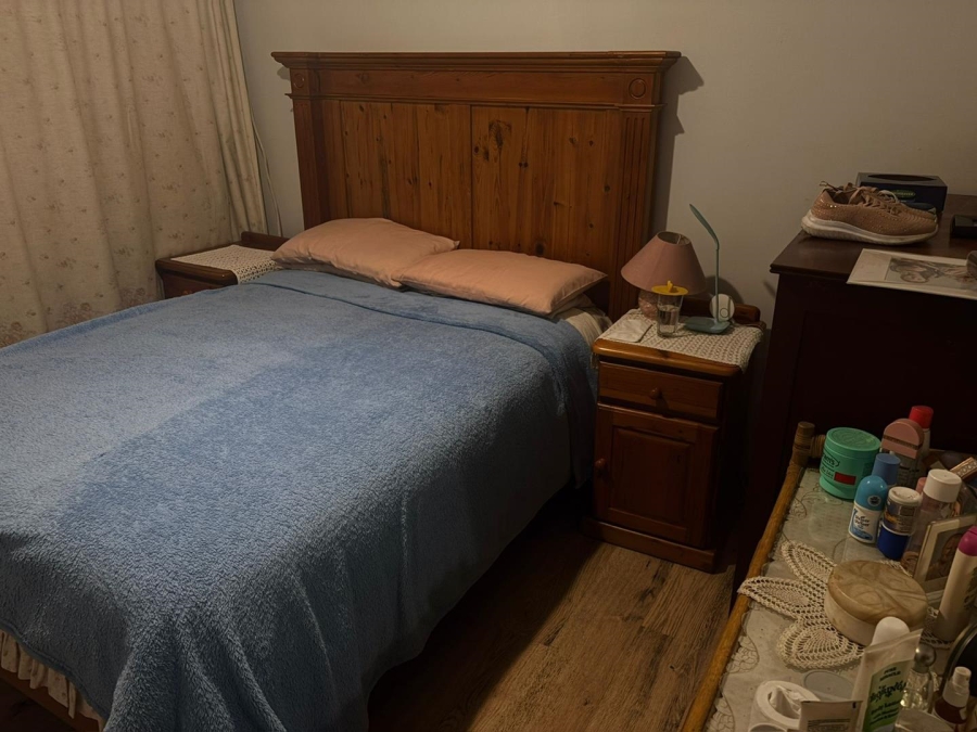 To Let 6 Bedroom Property for Rent in Glen Marais Ext 1 Gauteng