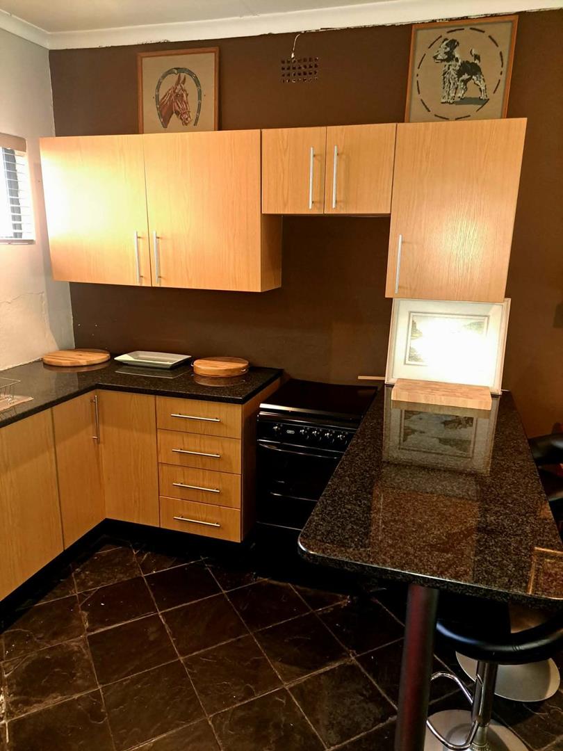 To Let 6 Bedroom Property for Rent in Glen Marais Ext 1 Gauteng