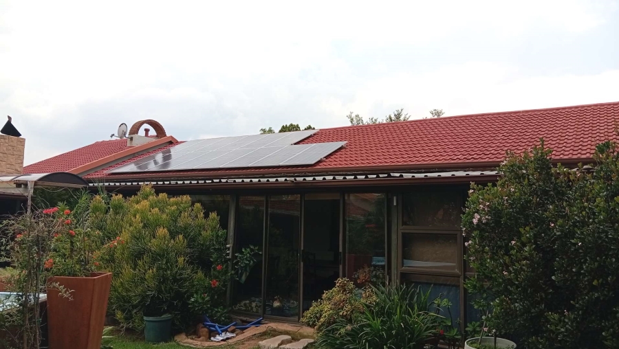 To Let 6 Bedroom Property for Rent in Glen Marais Ext 1 Gauteng