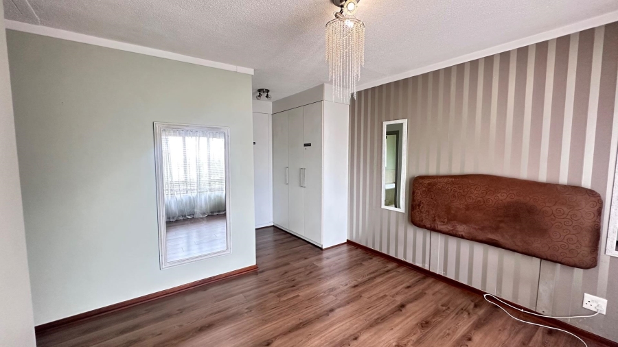 To Let 2 Bedroom Property for Rent in Broadacres Gauteng