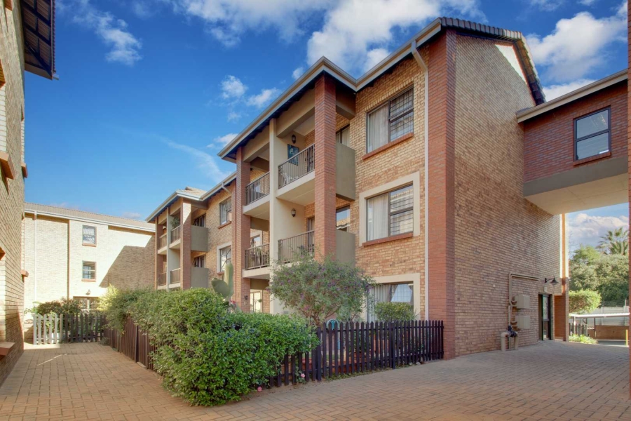2 Bedroom Property for Sale in Olivedale Gauteng