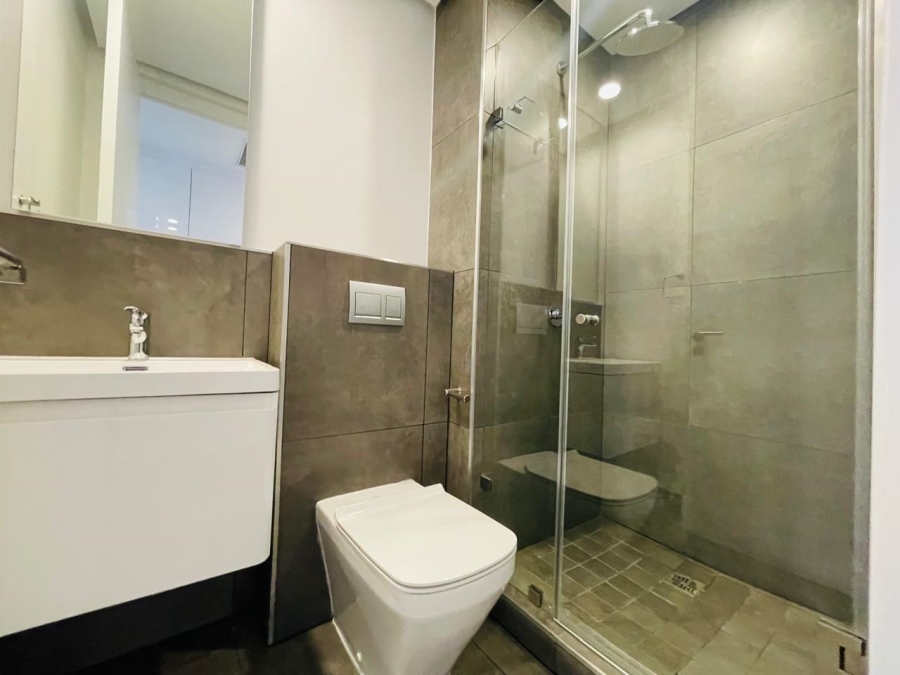 To Let 3 Bedroom Property for Rent in Illovo Gauteng