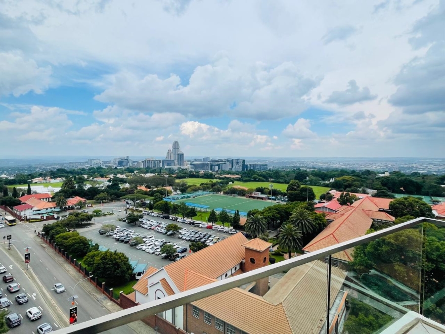 To Let 3 Bedroom Property for Rent in Illovo Gauteng