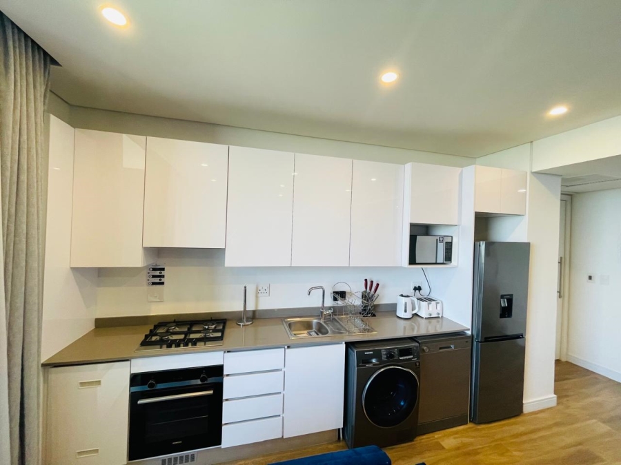 To Let 2 Bedroom Property for Rent in Illovo Gauteng