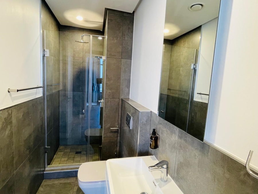 To Let 2 Bedroom Property for Rent in Illovo Gauteng