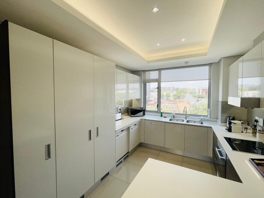 To Let 2 Bedroom Property for Rent in Sandown Gauteng