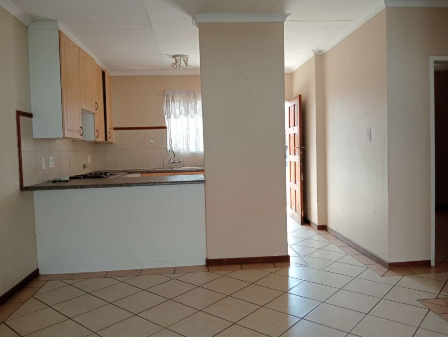 To Let 2 Bedroom Property for Rent in Die Hoewes Gauteng